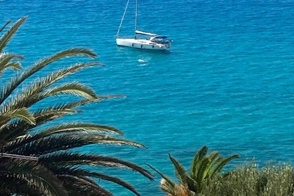 Boutique Apartment With Beach Within Walking Distance, Near Tropea بارغيليا المظهر الخارجي الصورة
