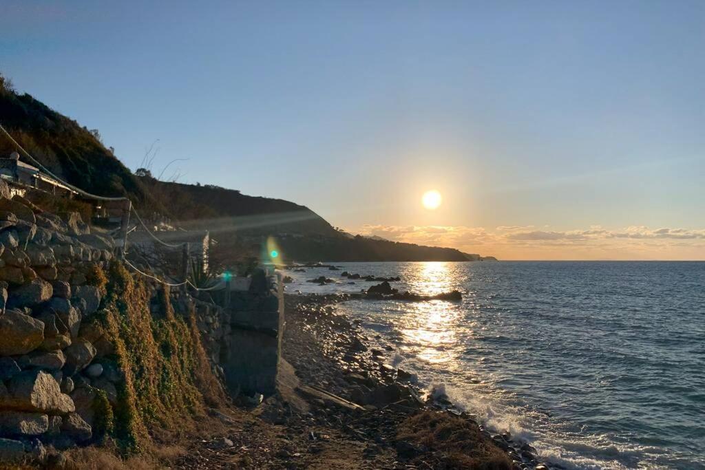 Boutique Apartment With Beach Within Walking Distance, Near Tropea بارغيليا المظهر الخارجي الصورة